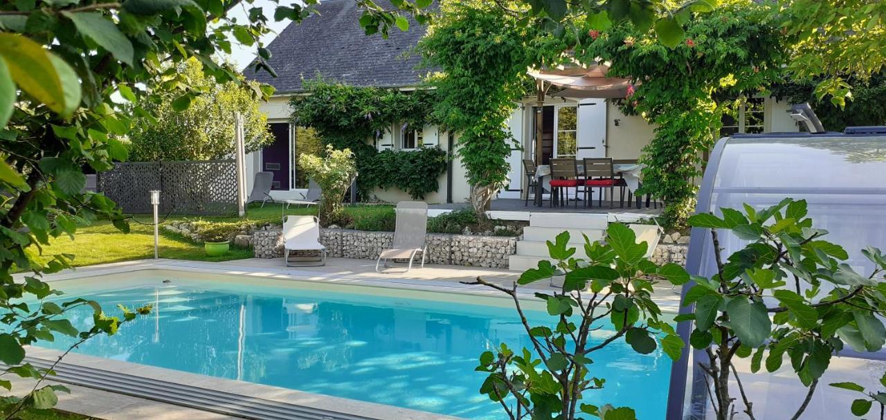Au Coeur Du Bien-Etre, Gite Avec Piscine Chauffee Et Couverte, Spa, Sauna, Massages Monteaux Екстер'єр фото